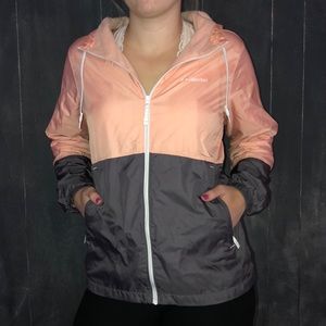 Columbia wind breaker